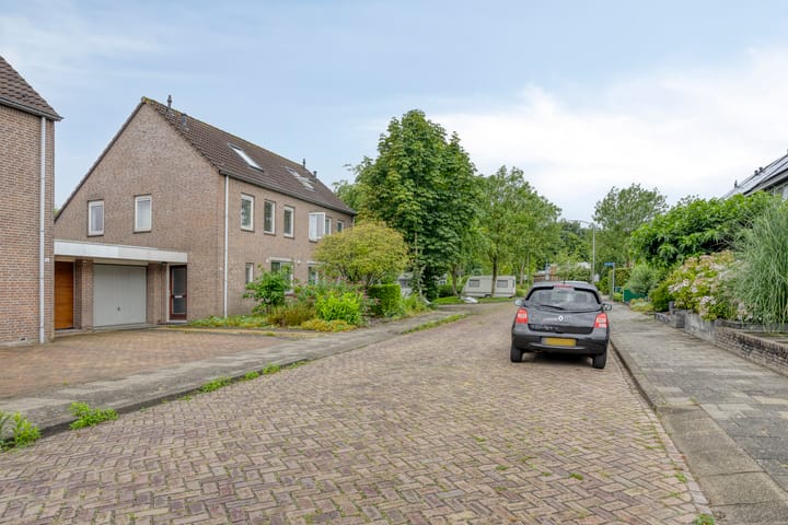 Foto 2 van Roegoorn 14