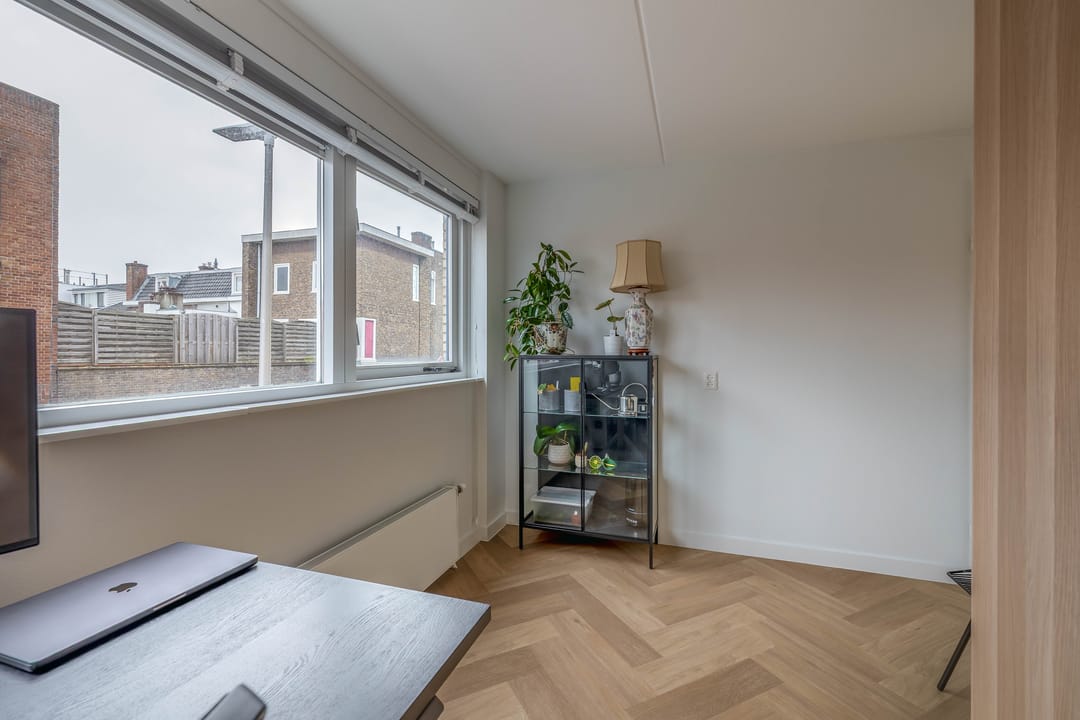 Photo 31 of Dollardstraat 4