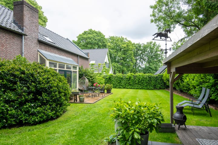 Photo 33 of Hoenderloseweg 145-B