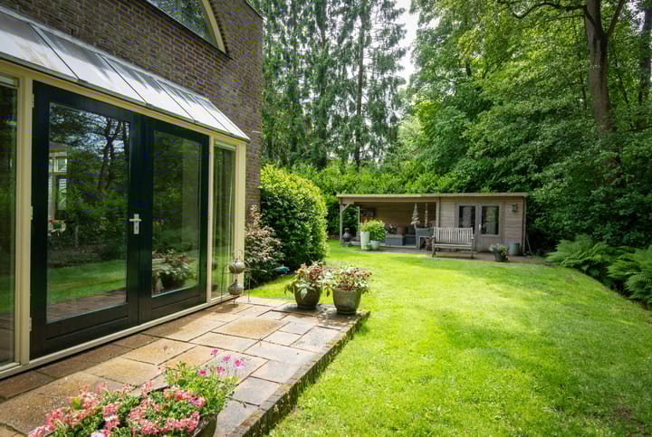 Photo 34 of Hoenderloseweg 145-B