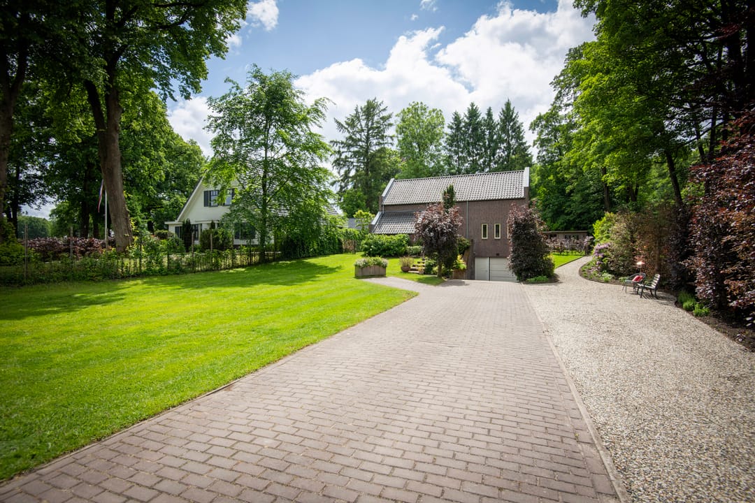 Foto 41 van Hoenderloseweg 145-B