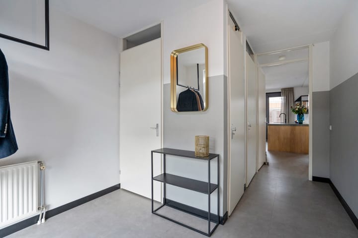 Photo 5 of Friendshipring 118