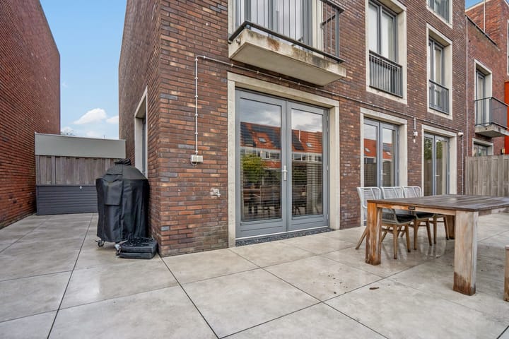 Photo 23 of Friendshipring 118