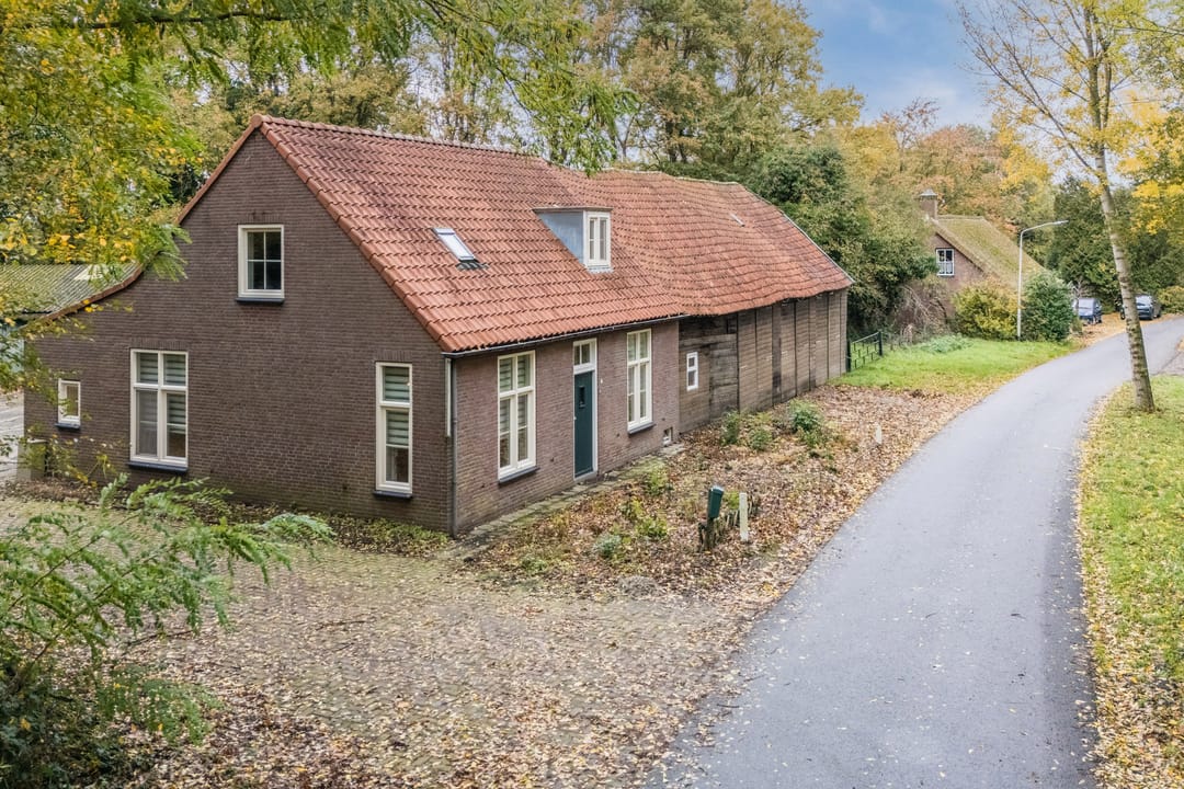 Photo 7 of Heinsbergsestraat 8