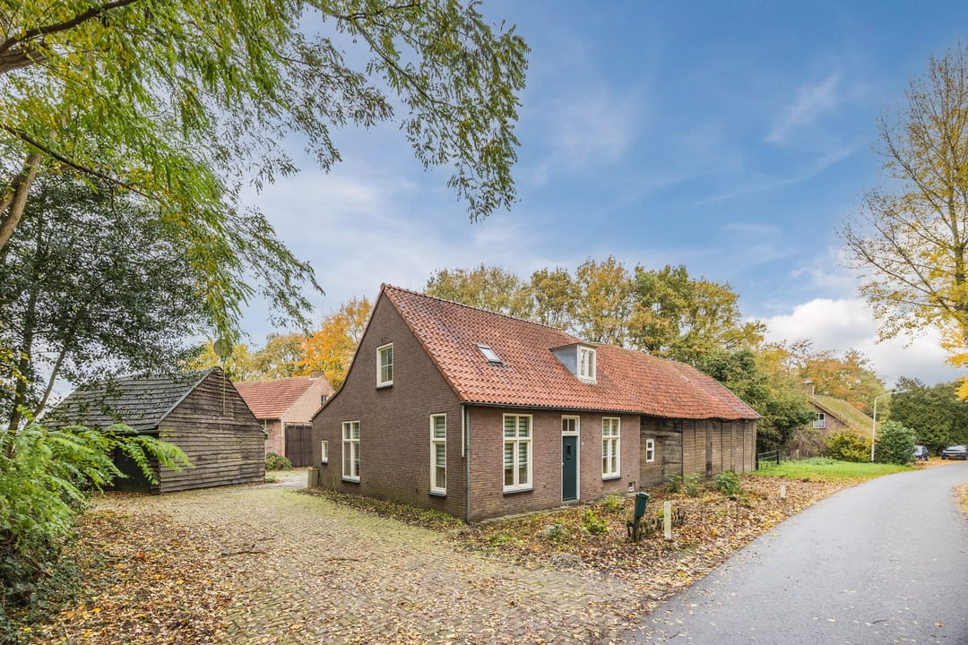 Photo 11 of Heinsbergsestraat 8