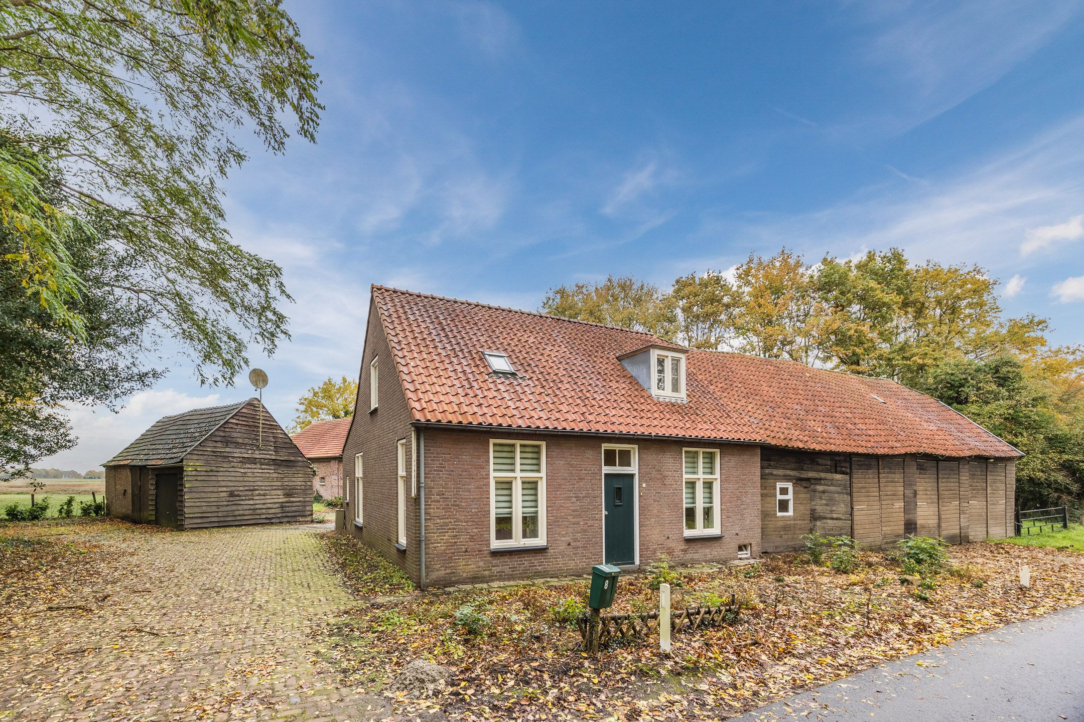 Photo 12 of Heinsbergsestraat 8