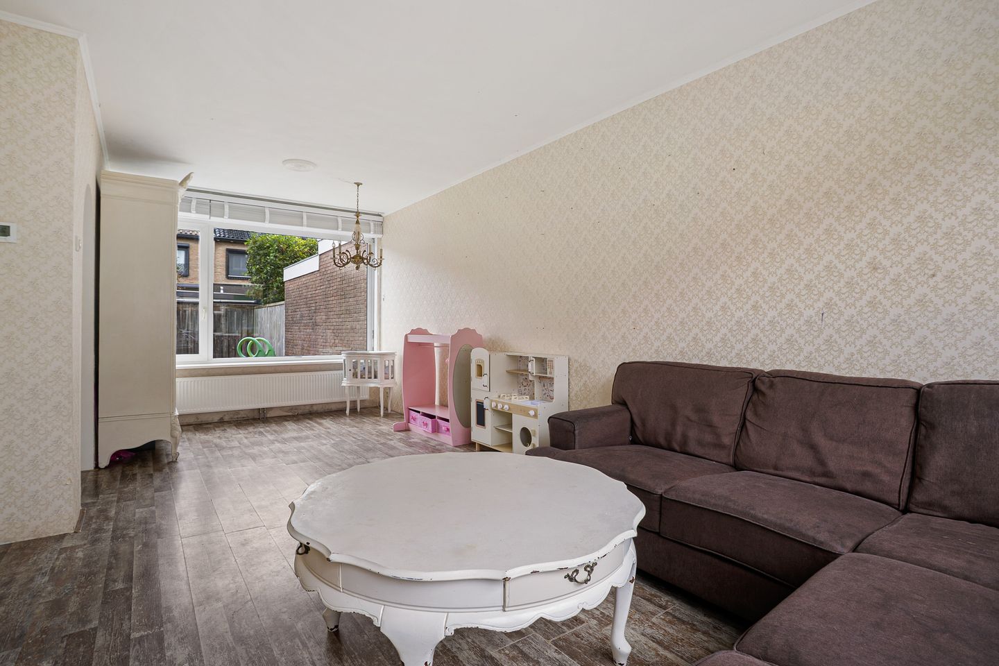 Photo 10 of Diepenbrockstraat 10