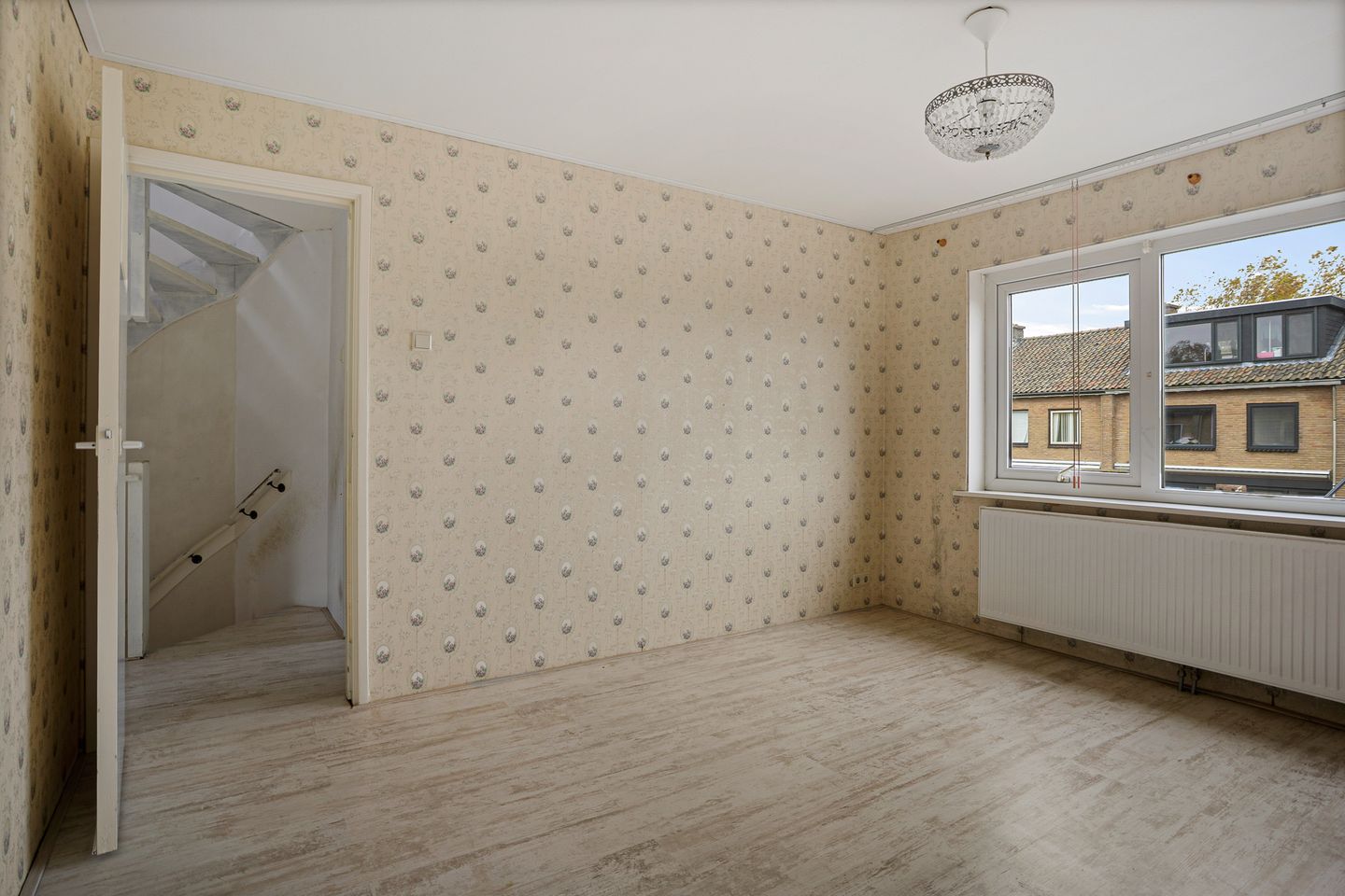 Photo 19 of Diepenbrockstraat 10