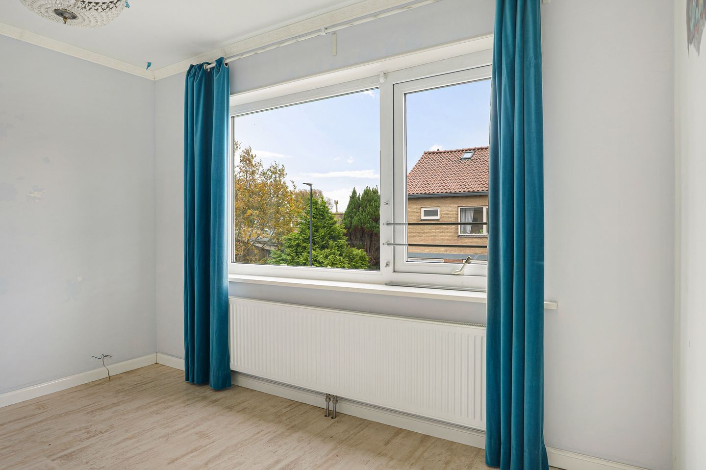 Photo 25 of Diepenbrockstraat 10