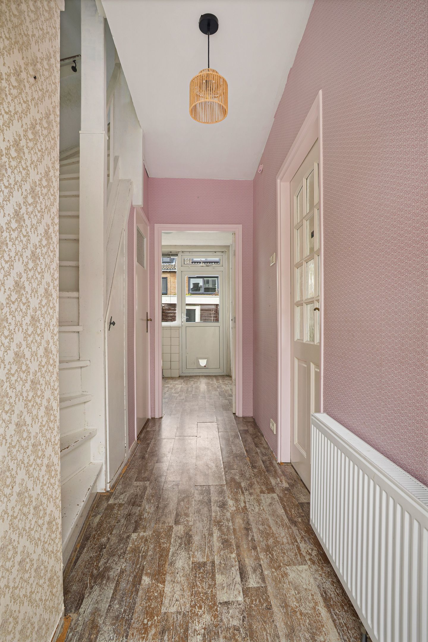 Photo 5 of Diepenbrockstraat 10