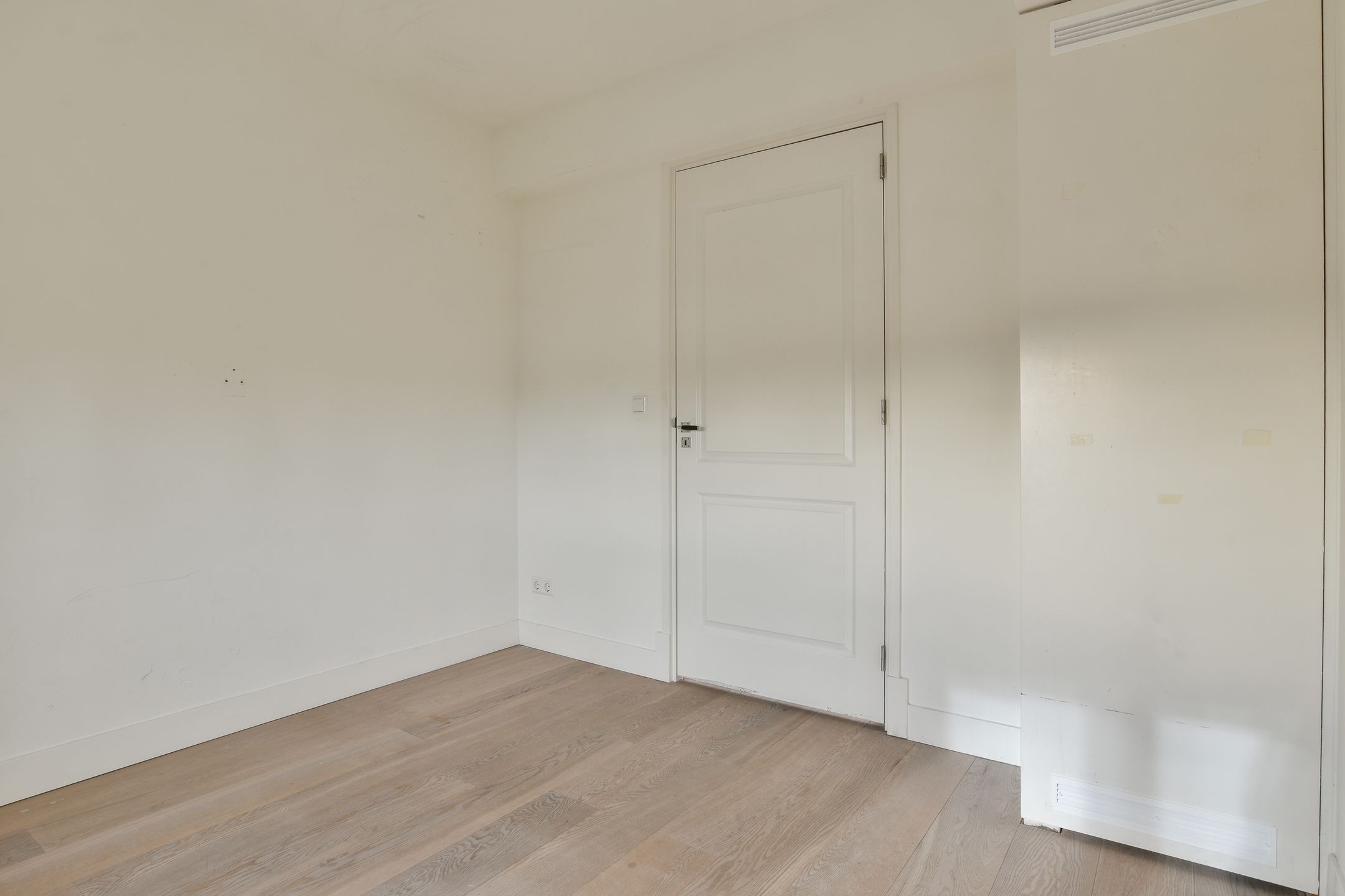 Photo 12 of Borssenburgstraat 24-4