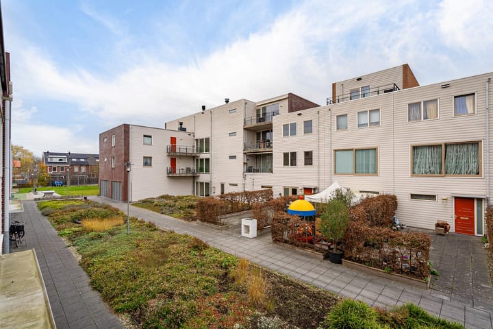 Foto 26 van Elemastraat 163