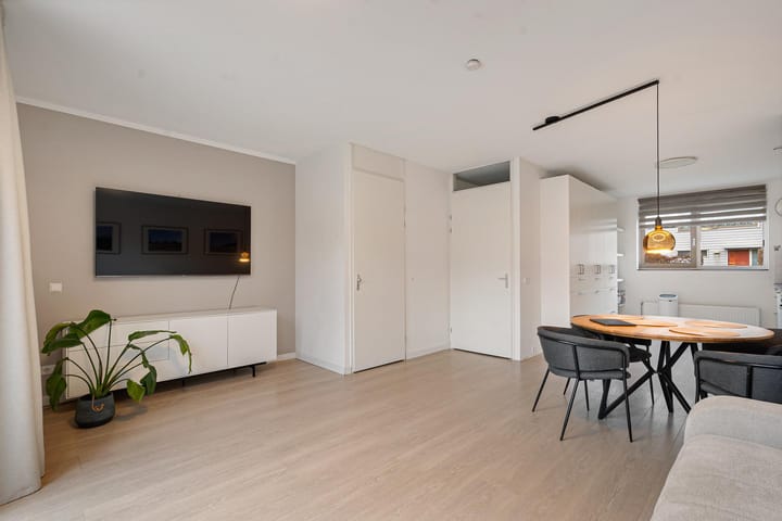 Foto 11 van Elemastraat 163