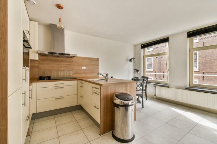 Photo 7 of Goudsbloemstraat 118-D