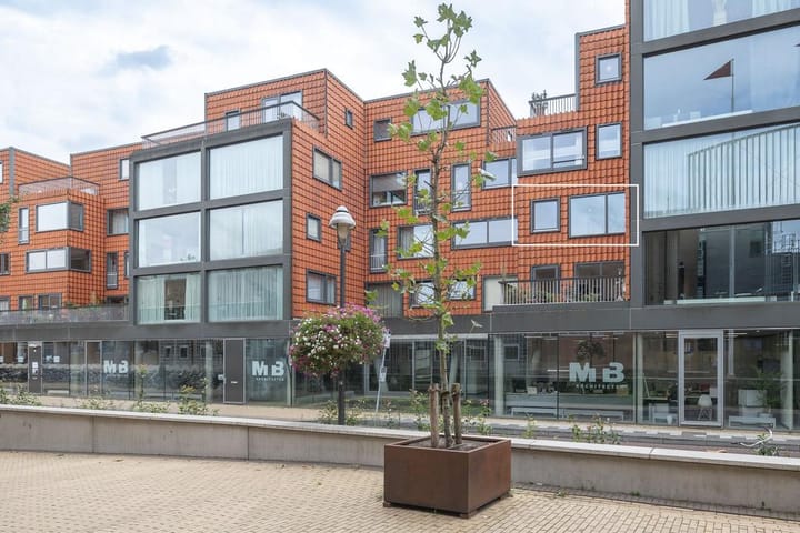 Photo 2 of Vosselmanstraat 554