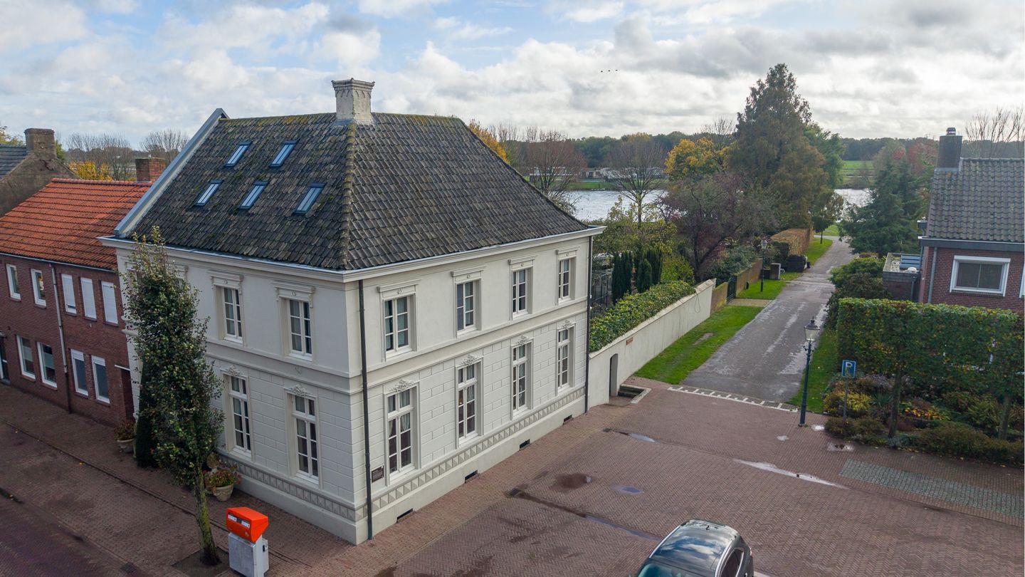 Photo 1 of Grotestraat 37