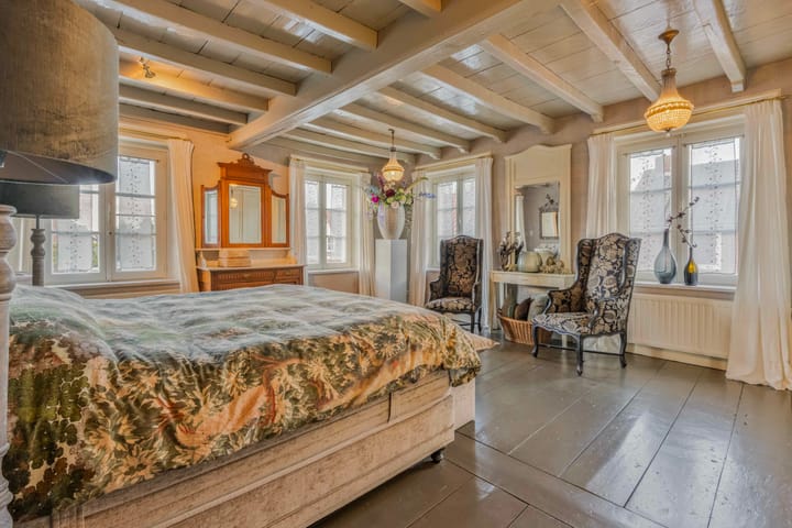 Photo 18 of Grotestraat 37