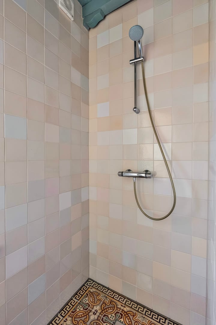 Photo 25 of Grotestraat 37