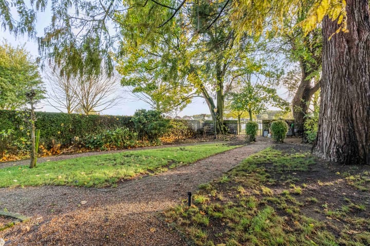 Photo 34 of Grotestraat 37