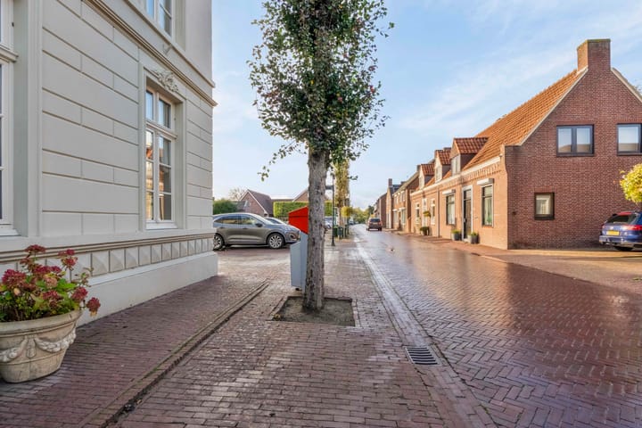 Photo 39 of Grotestraat 37