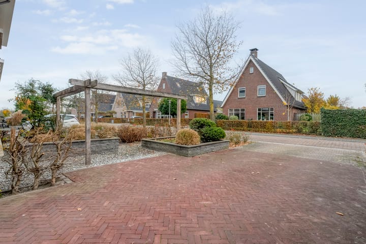 Photo 38 of Cavaljéstraat 39