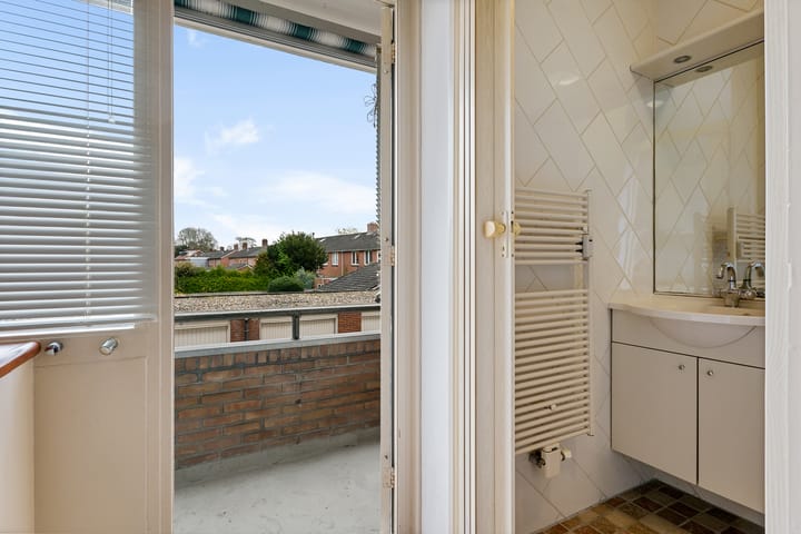 Foto 42 van Kerkstraat 111