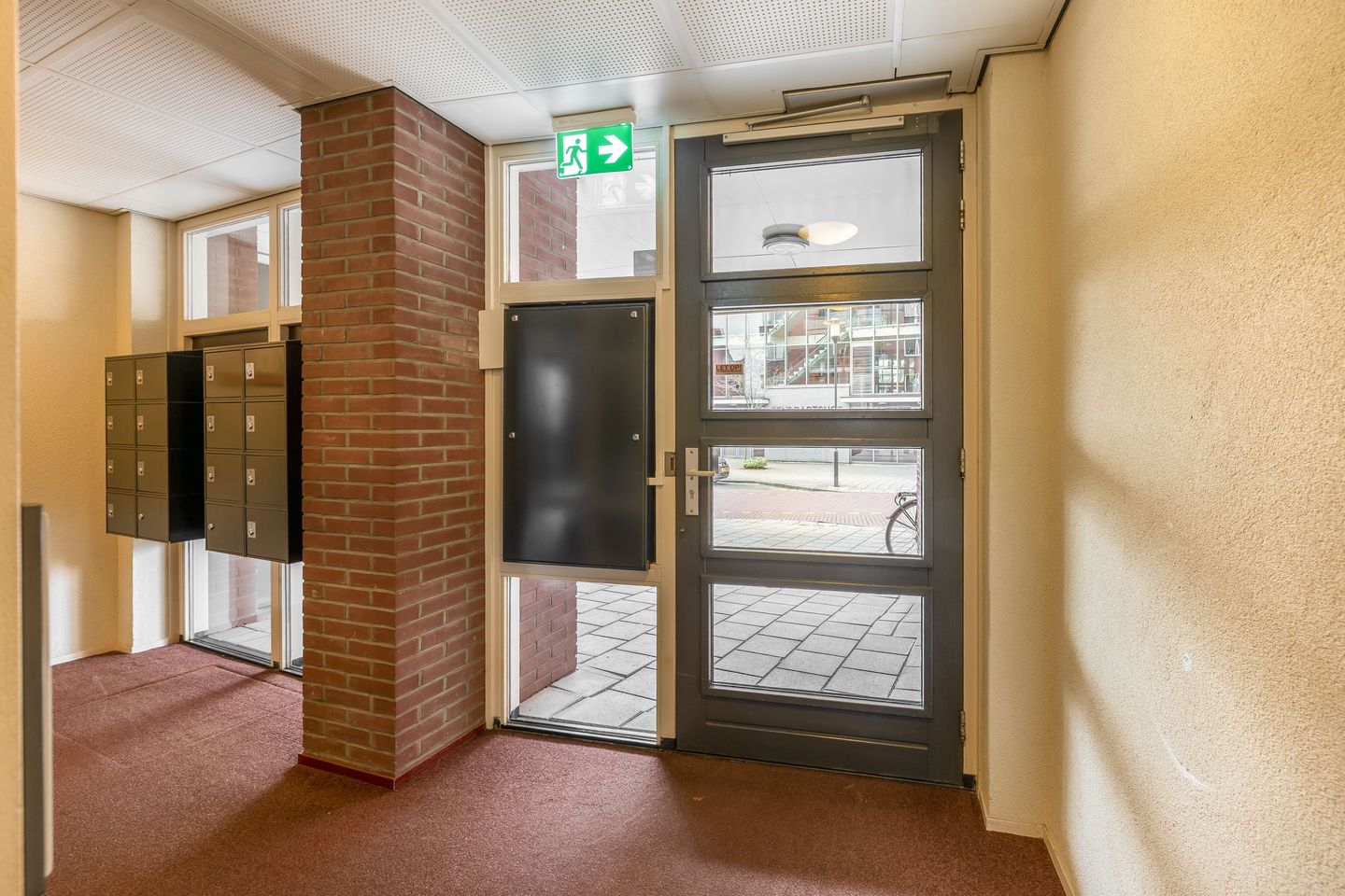 Photo 5 of Burgemeester Nederveenlaan 15