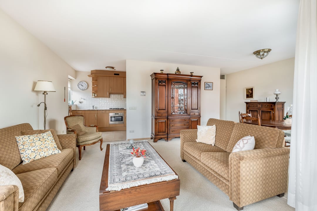 Photo 13 of Burgemeester Nederveenlaan 15