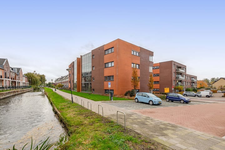 Photo 25 of Burgemeester Nederveenlaan 15