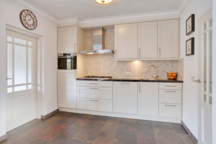 Foto 8 van Korenbloemstraat 1