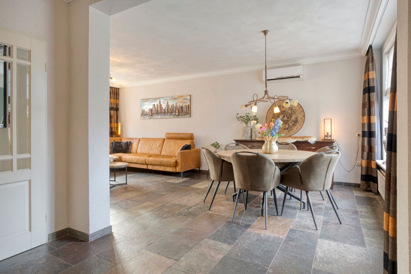 Foto 10 van Korenbloemstraat 1