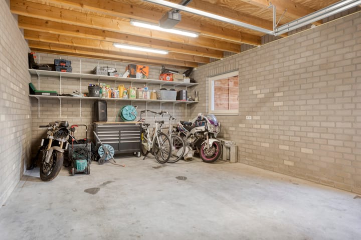 Foto 30 van Korenbloemstraat 1