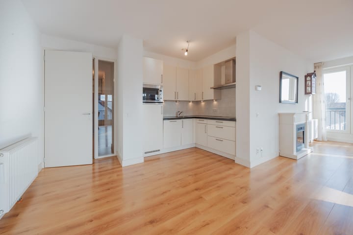 Photo 27 of Prins Hendrikstraat 2-B