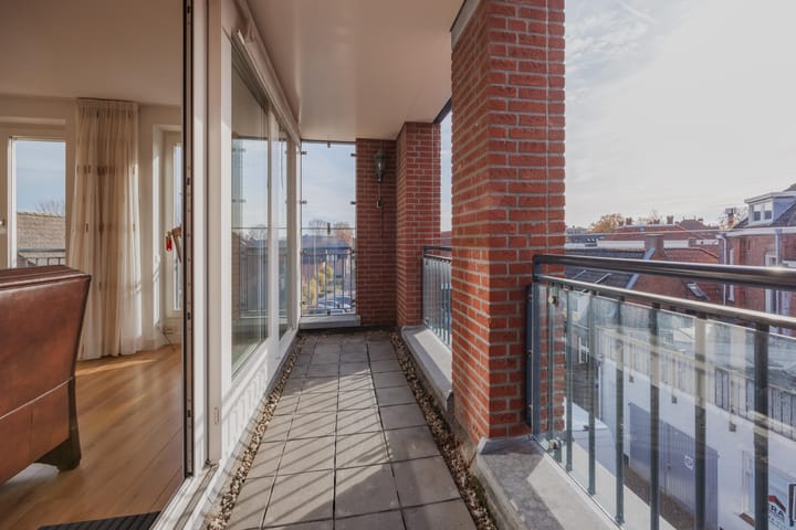 Photo 36 of Prins Hendrikstraat 2-B