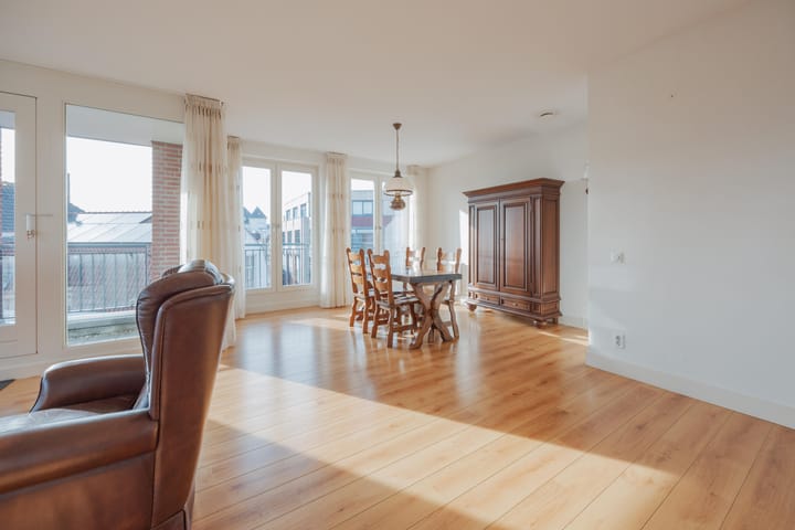 Photo 30 of Prins Hendrikstraat 2-B