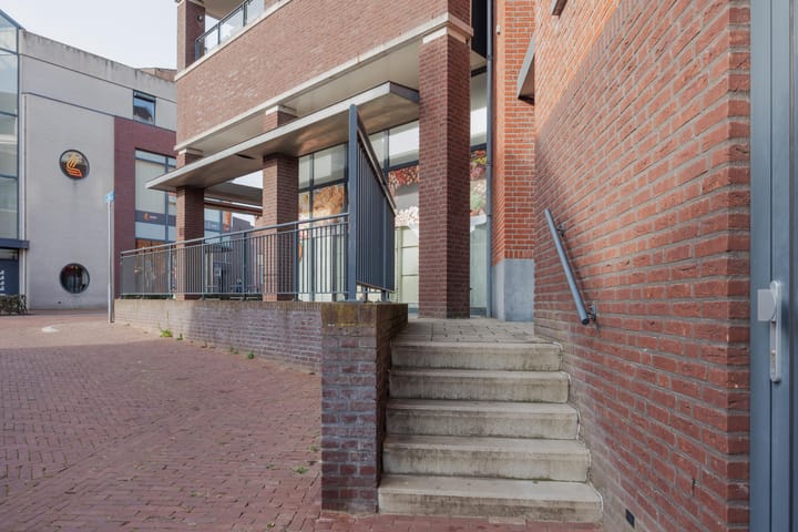 Photo 41 of Prins Hendrikstraat 2-B