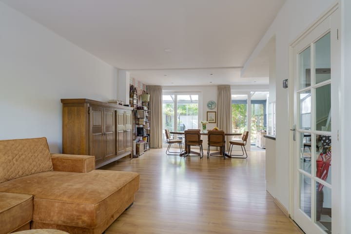 Foto 11 van Maximiliaanstraat 3