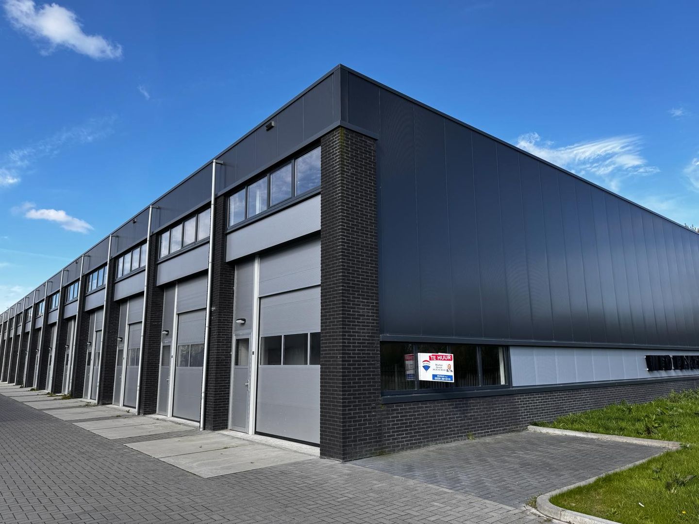 Bekijk foto 1 van Tomatenmarkt 46-A