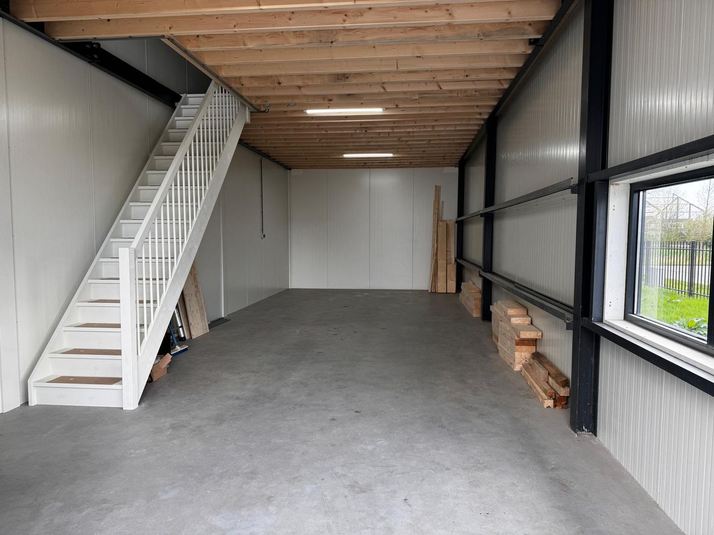 Bekijk foto 2 van Tomatenmarkt 46-A