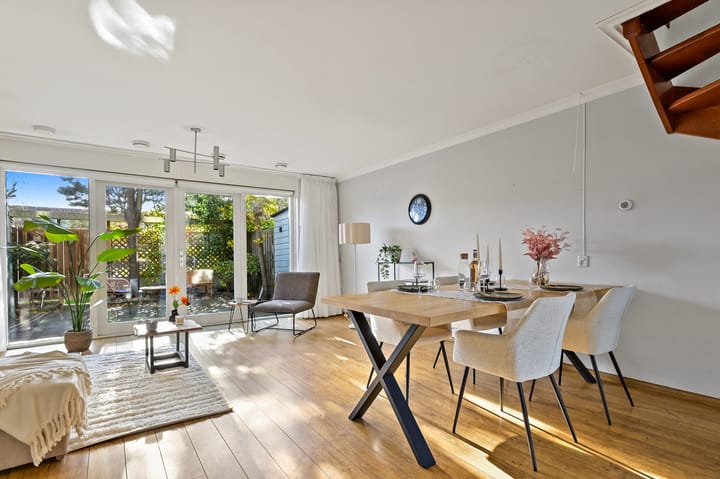 Photo 10 of Carry van Bruggenhof 115