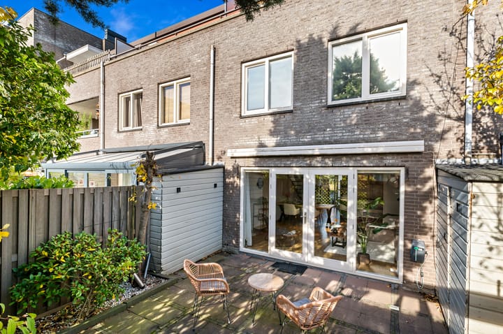 Photo 16 of Carry van Bruggenhof 115