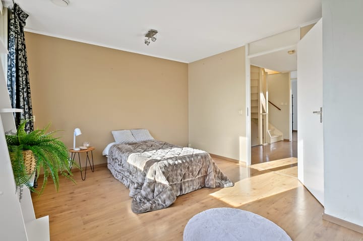 Photo 22 of Carry van Bruggenhof 115