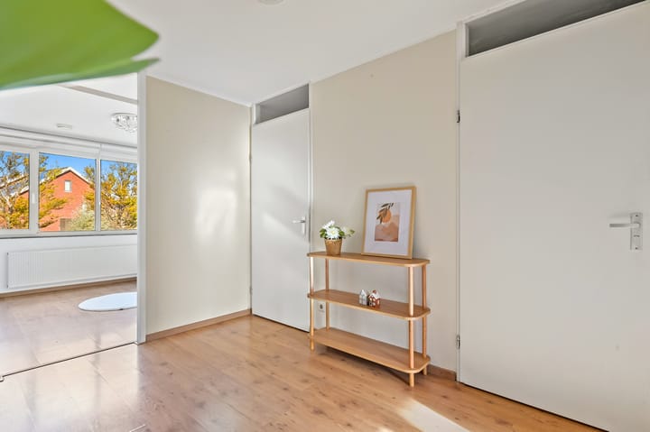 Photo 24 of Carry van Bruggenhof 115