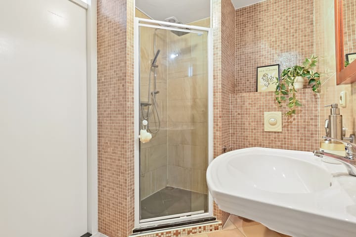 Photo 26 of Carry van Bruggenhof 115