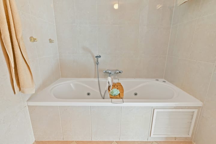 Photo 27 of Carry van Bruggenhof 115