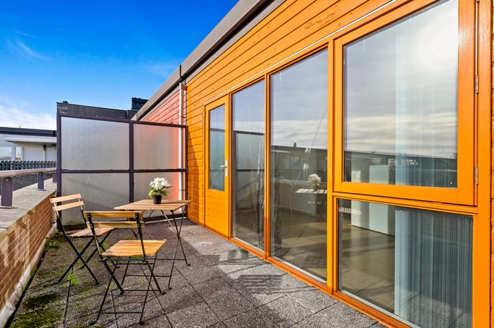 Photo 36 of Carry van Bruggenhof 115