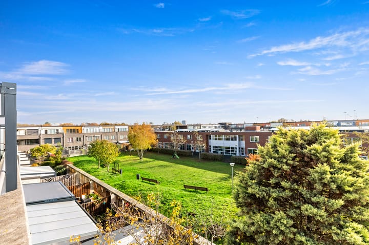 Photo 38 of Carry van Bruggenhof 115