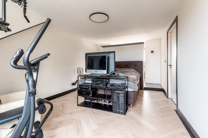 Photo 34 of Marie Curiestraat 32