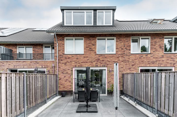 Photo 38 of Marie Curiestraat 32