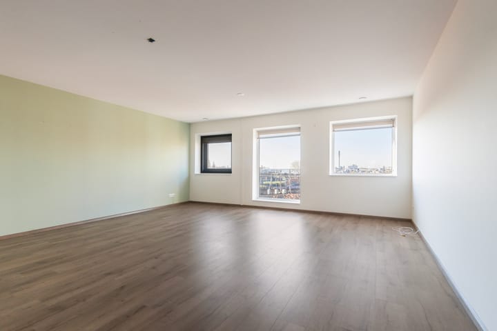 Photo 8 of Korte Parallelweg 79